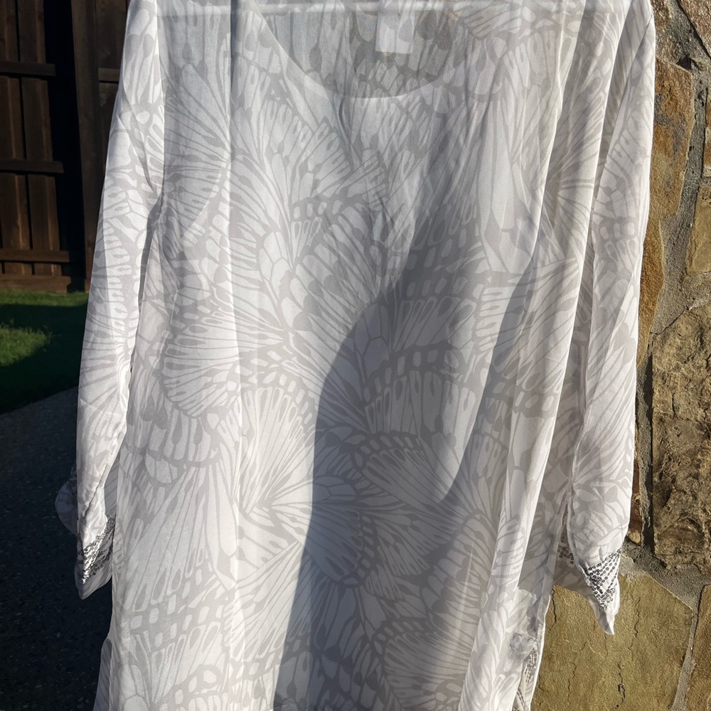 Chico’s 2 tunic top and camisole Medium - Picture 5 of 6
